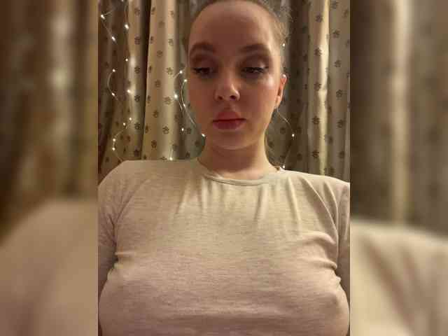Dashahot8989 webcam