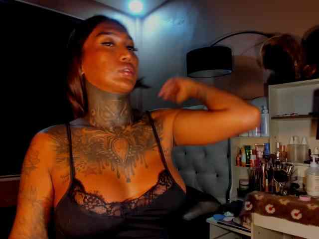 EBONYROXY Live Webcam on BongaCams