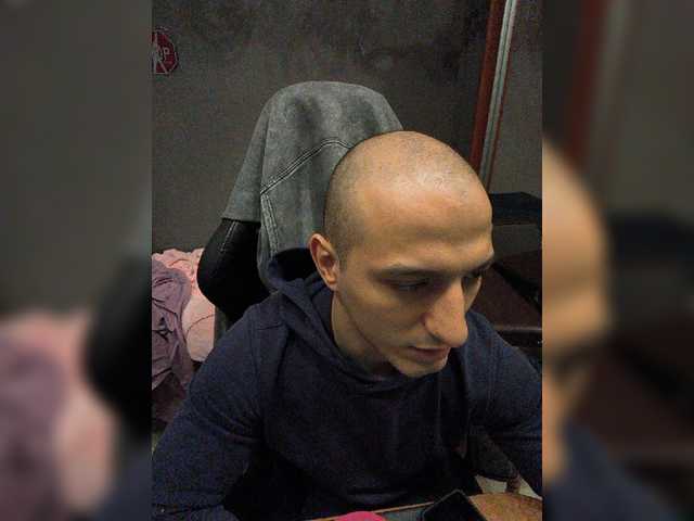 HandsomeHercules preview