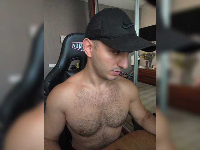 HandsomeHercules