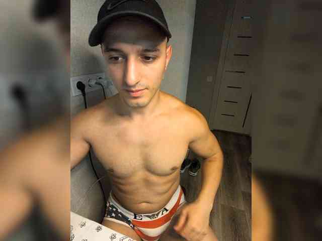 HandsomeHercules