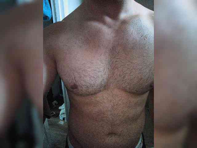 HandsomeHercules Sex Cam Show