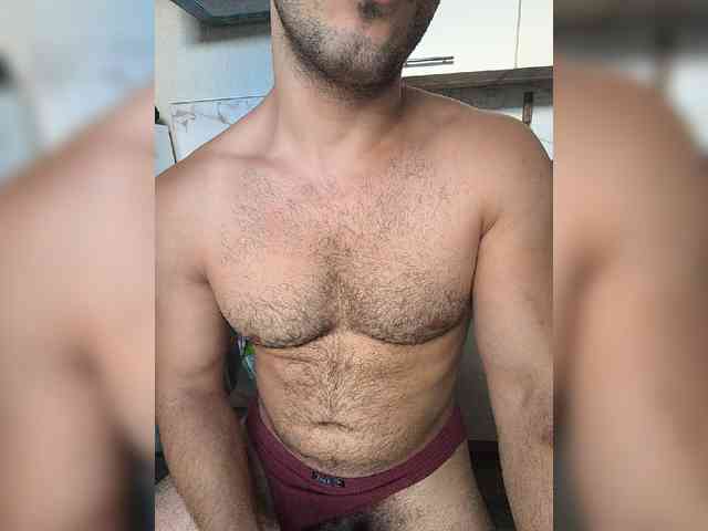 HandsomeHercules Live Webcam on BongaCams