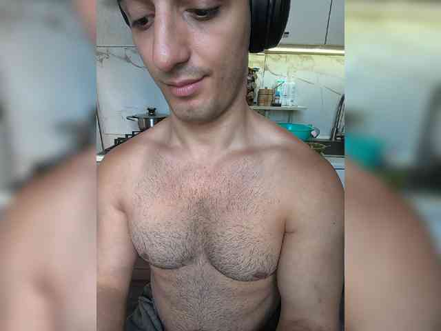 HandsomeHercules Sex Cam Show