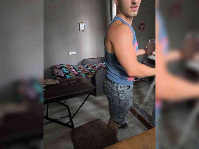 HandsomeHercules