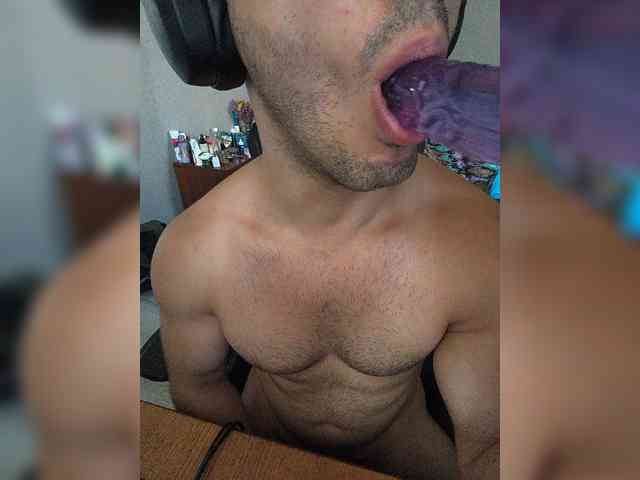HandsomeHercules Sex Cam Show