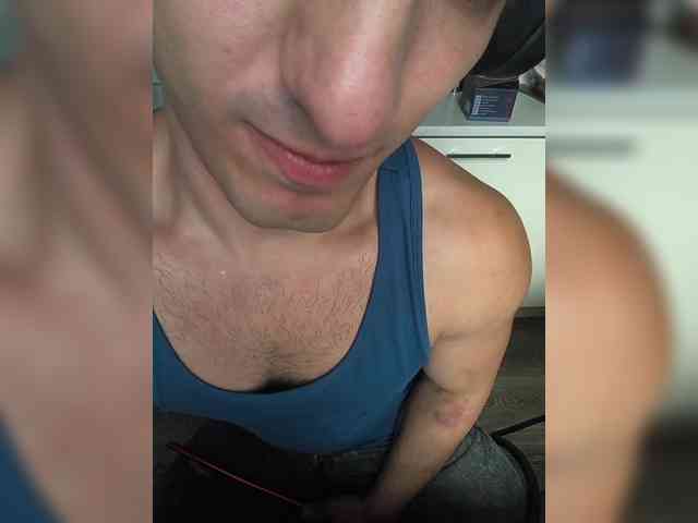 HandsomeHercules Sex Cam Show