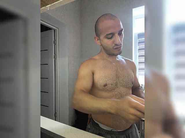 HandsomeHercules Sex Cam Show