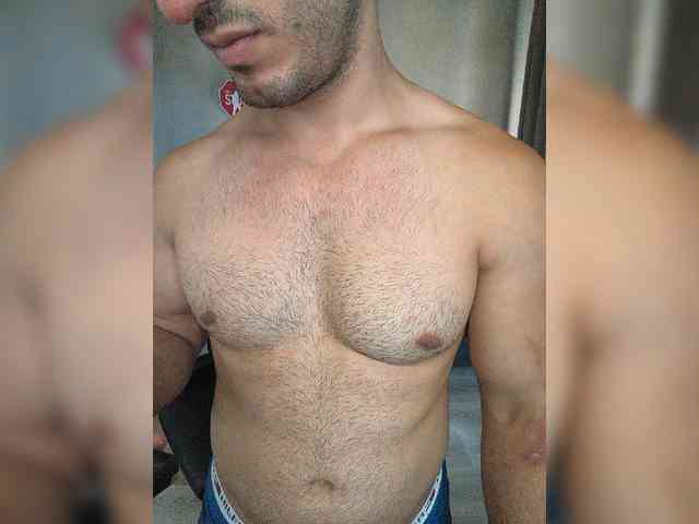 HandsomeHercules Sex Cam Show