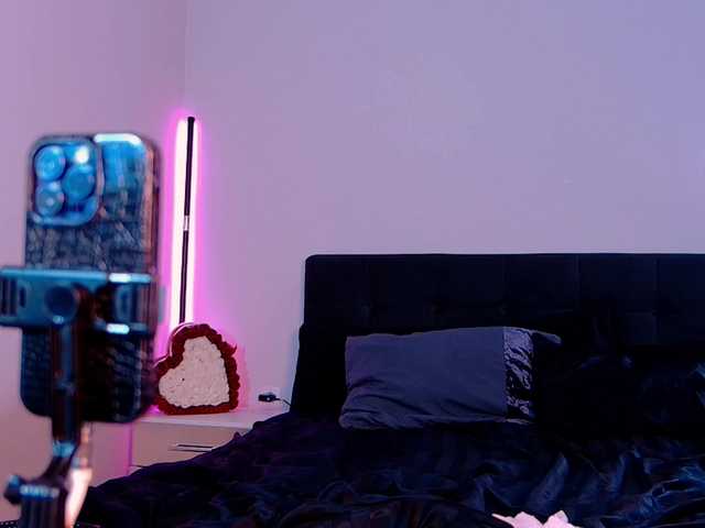 NinaRosee live webcam show