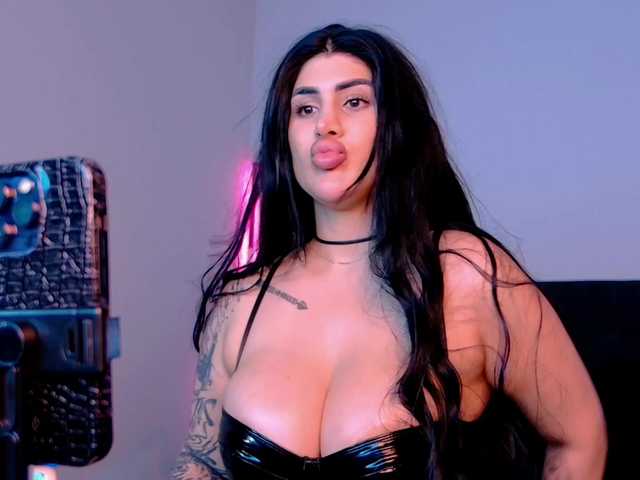 NinaRosee live cam on BongaCams