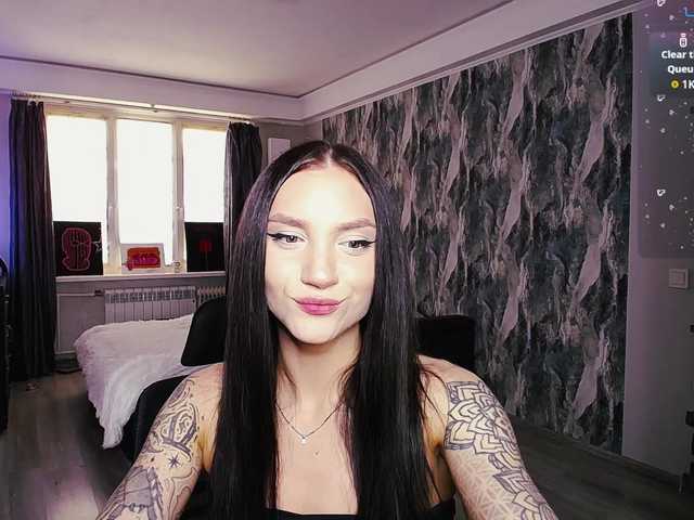 sweetiekittie's BongaCams show and profile