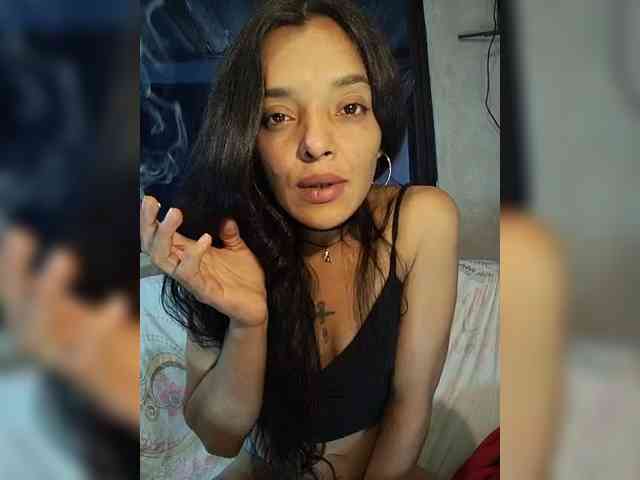 SmileLovely webcam