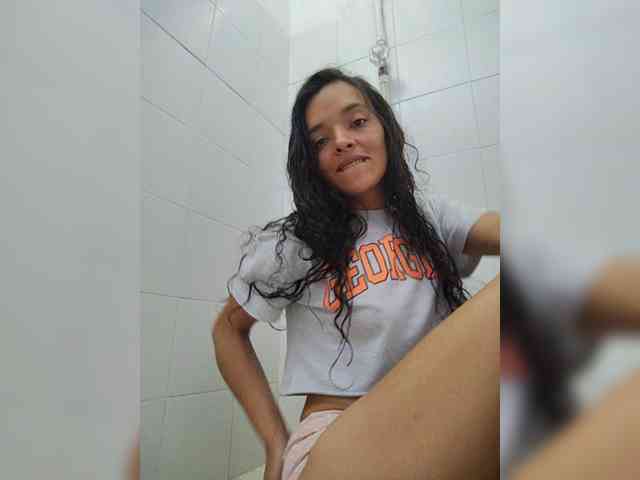 SmileLovely webcam