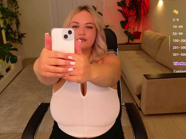 Angel-A live cam on BongaCams