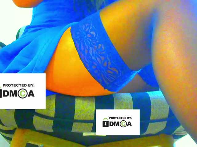 FeminaF live cam on BongaCams