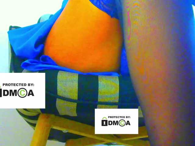 FeminaF live cam on BongaCams