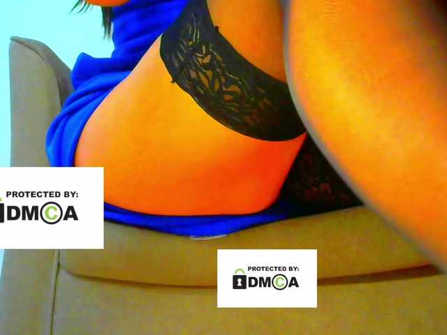 FeminaF live cam on BongaCams