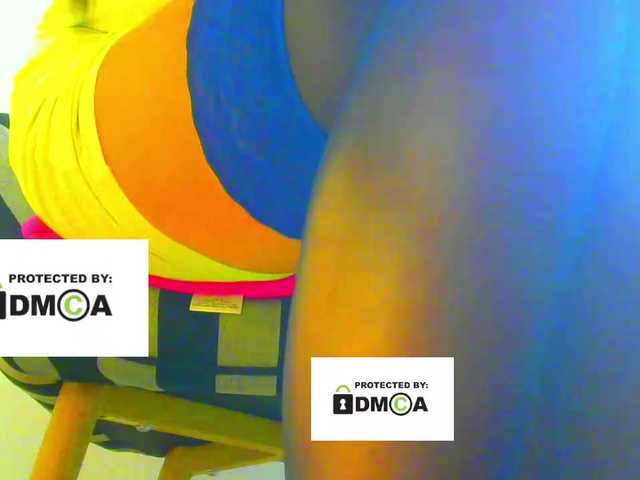 FeminaF live cam on BongaCams