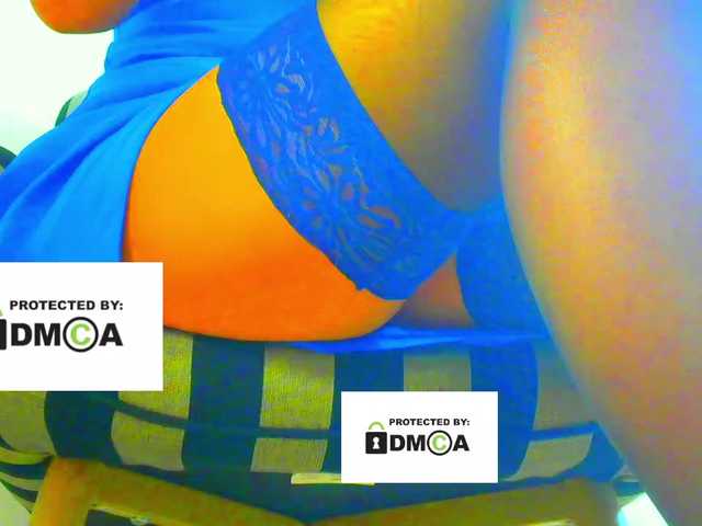 FeminaF live cam on BongaCams