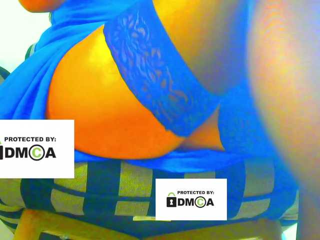 FeminaF live cam preview