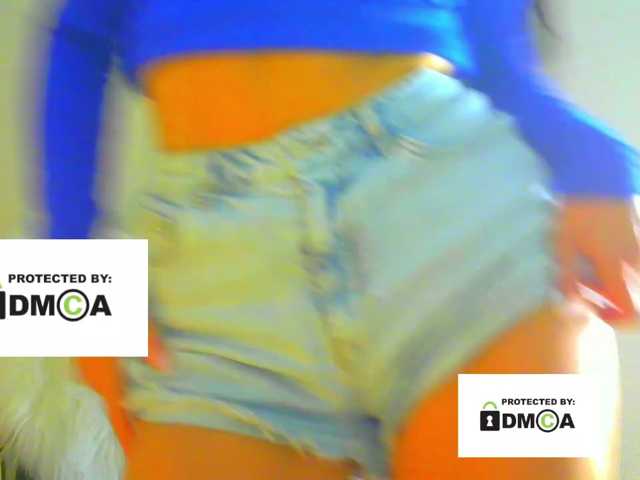 FeminaF live cam preview