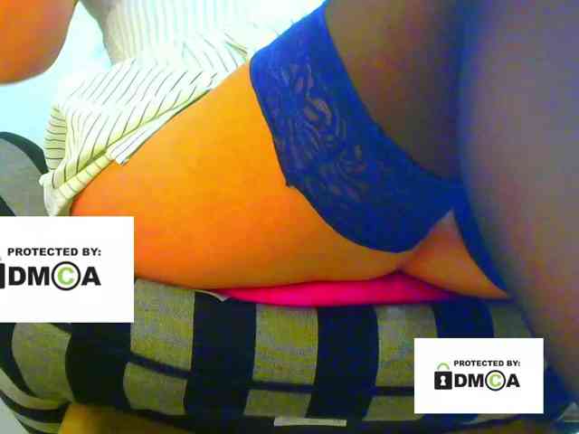 FeminaF webcam