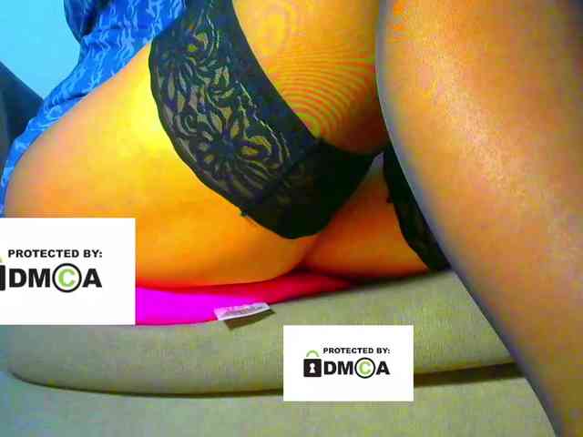 FeminaF webcam