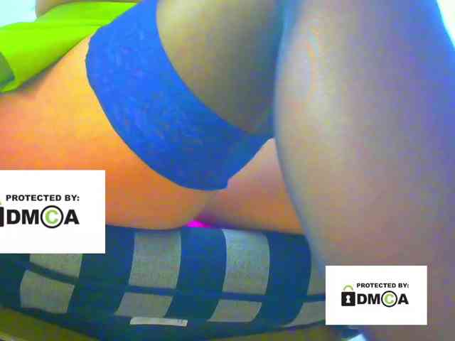 FeminaF webcam