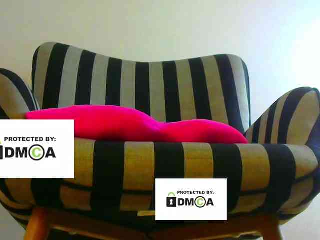 FeminaF webcam