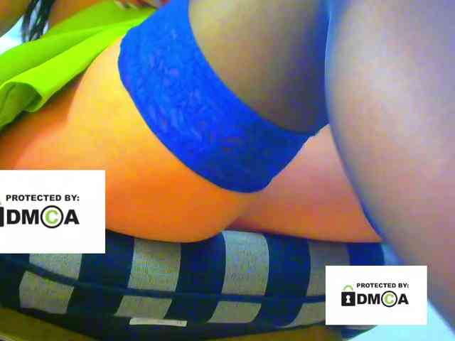 FeminaF webcam