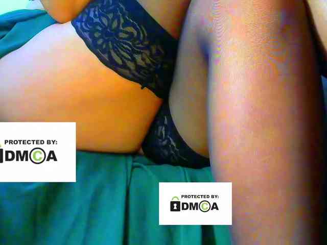 FeminaF webcam