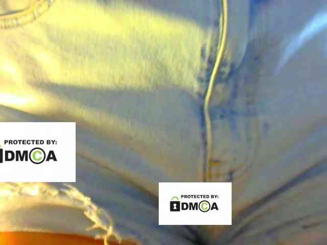 FeminaF webcam