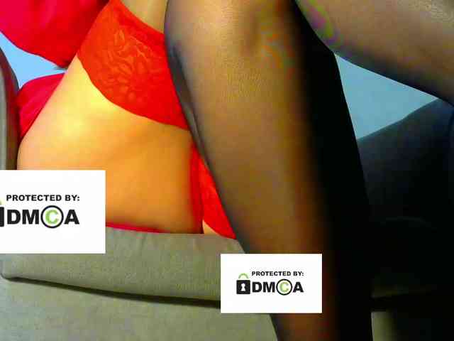 FeminaF webcam