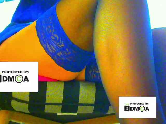 FeminaF webcam