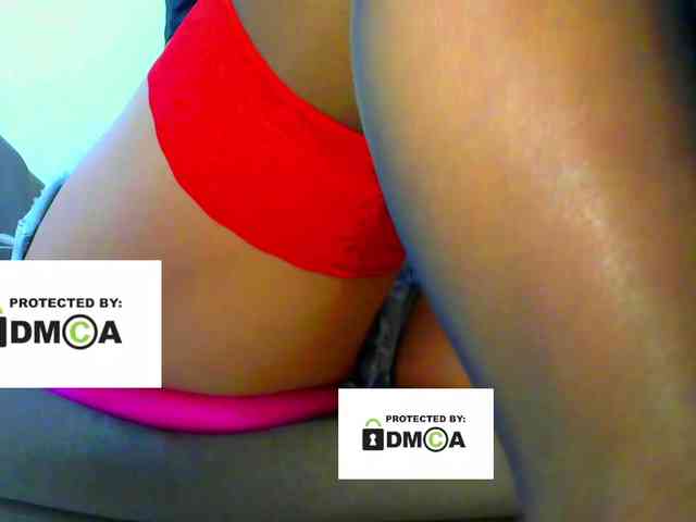 FeminaF webcam