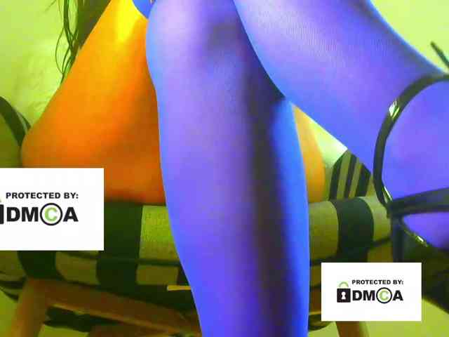 FeminaF webcam