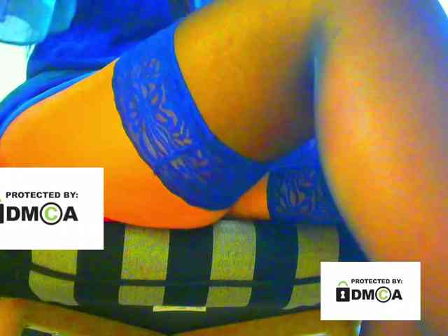 FeminaF webcam