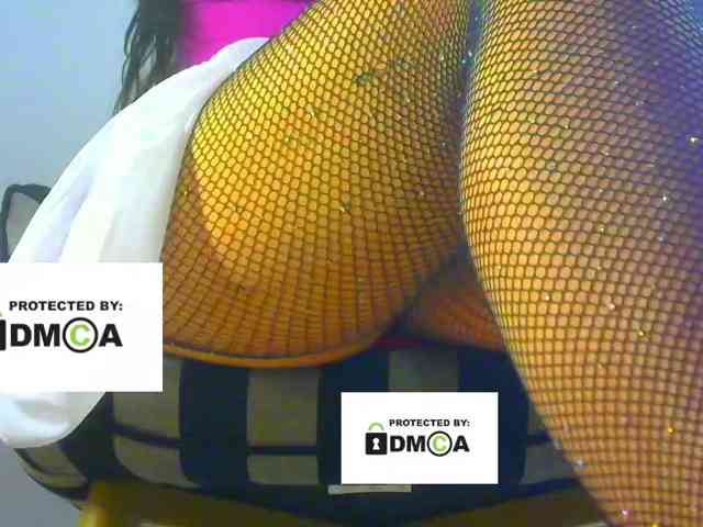 FeminaF webcam