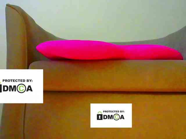 FeminaF webcam