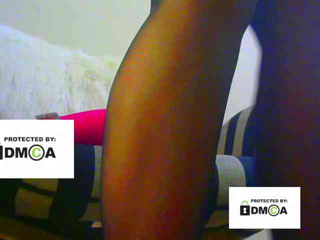 FeminaF webcam