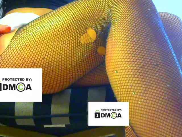 FeminaF webcam