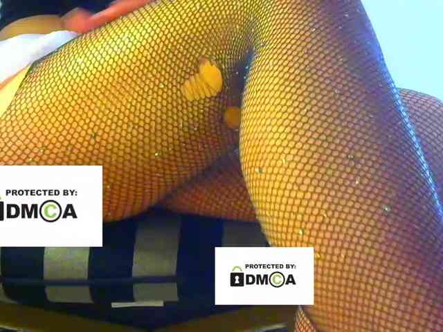 FeminaF webcam