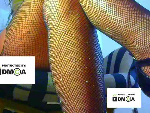 FeminaF webcam