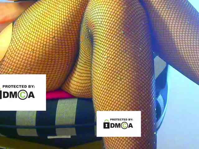 FeminaF webcam