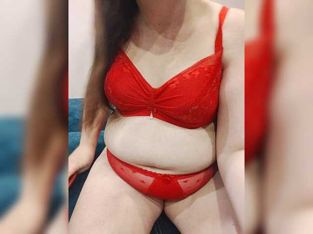 Mia883 live cam on BongaCams
