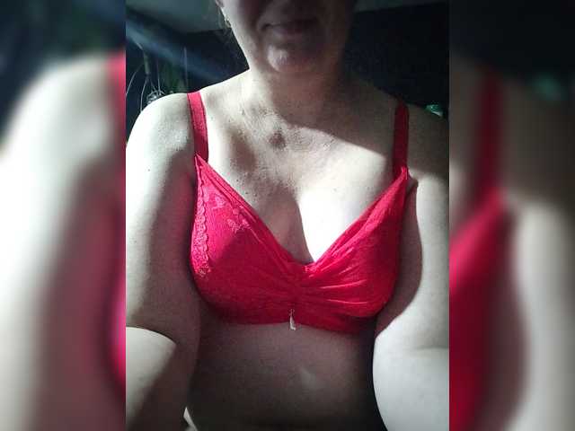 Mia883 live cam on BongaCams