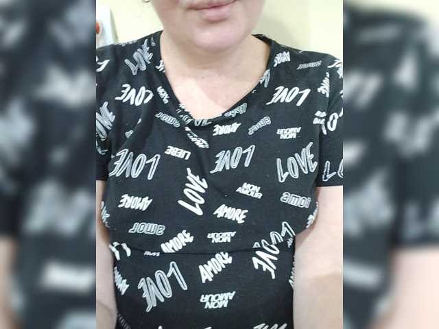 Mia883 live cam on BongaCams