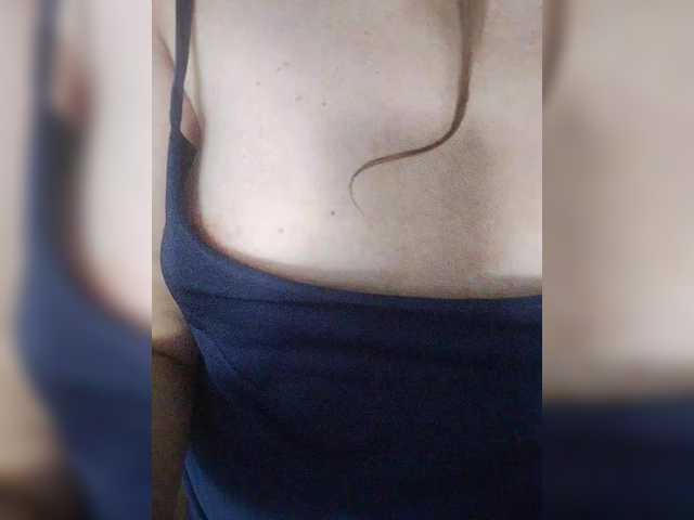 Mia883 live cam on BongaCams