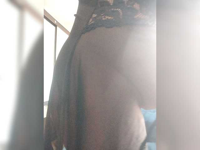 Mia883 live cam on BongaCams